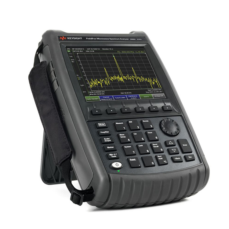 Analizor portabil de spectru cu microunde FieldFox N9960A